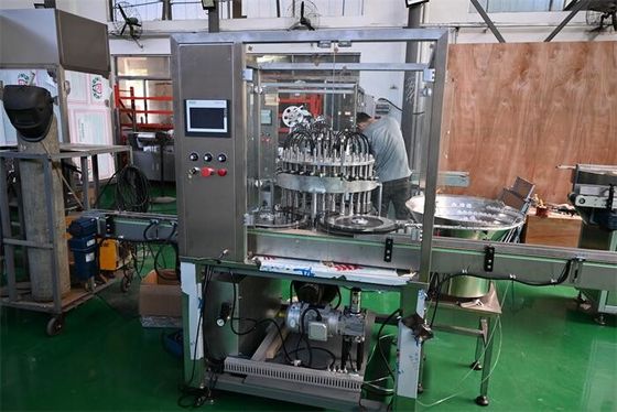 Macchina di riempimento con tappo per colliri con HMI a controllo PLC per la conformità alle GMP nel riempimento sterile del flaconcino