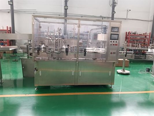 Soluzioni parenterali (LVP) di grande volume Sistema di produzione Riempimento sterile ad alta velocità per flaconi per via endovenosa 500 ml