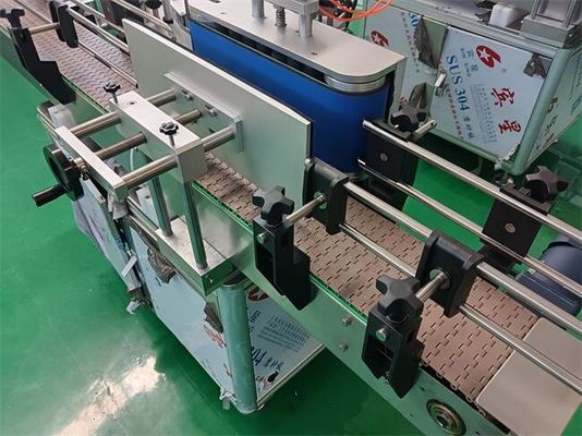 Un buon prezzo. Macchina elettrica di etichettatura farmaceutica per etichette standard Larghezza 15-100 mm Altezza e lunghezza 20-100 mm in linea
