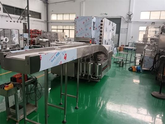 Un buon prezzo. Linea di riempimento dell'ampolla con sterilizzazione termica e pulizia ad ultrasuoni per la produzione di iniezioni di penicillina conforme alle GMP, protetto dal flusso d'aria laminare in linea