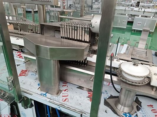 Un buon prezzo. Linea di riempimento di ampule asettiche per soluzioni di atropina conforme ai GMP 26.000BPH con sistema di controllo elettronico intelligente avanzato in linea