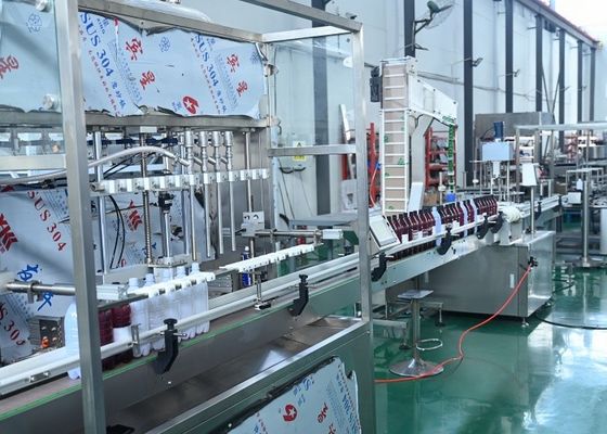 Un buon prezzo. Linea di riempimento del flaconcino sterile per soluzioni oftalmiche 5-30 ml con flusso d' aria laminare e design compatibile con il VHP in linea