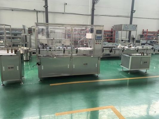 Un buon prezzo. 30-500ml Macchina di riempimento di liquidi farmaceutici per soluzioni antisettiche Pompa a pistoni ad alta precisione, progettazione anti goccioline, standard GMP in linea