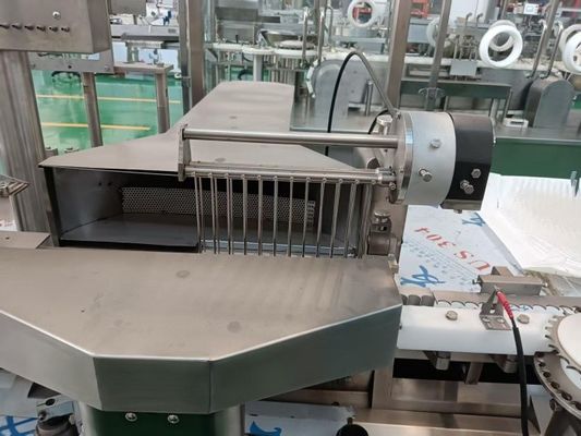 Linea di riempimento ad alta velocità di ampolle per prodotti farmaceutici e vaccini con pompe peristaltiche e sistema LAF