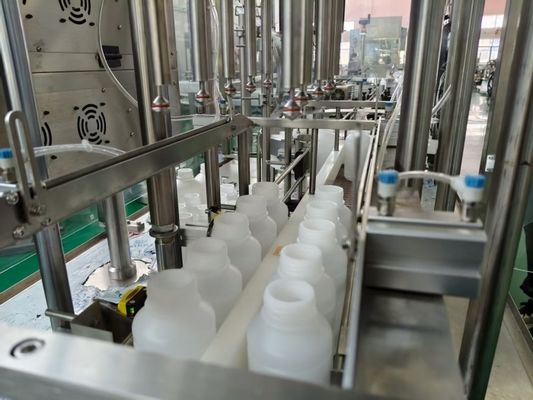 Macchina automatica per il riempimento di liquidi cosmetici (10ml - 500ml) con pompe peristaltiche Standard GMP